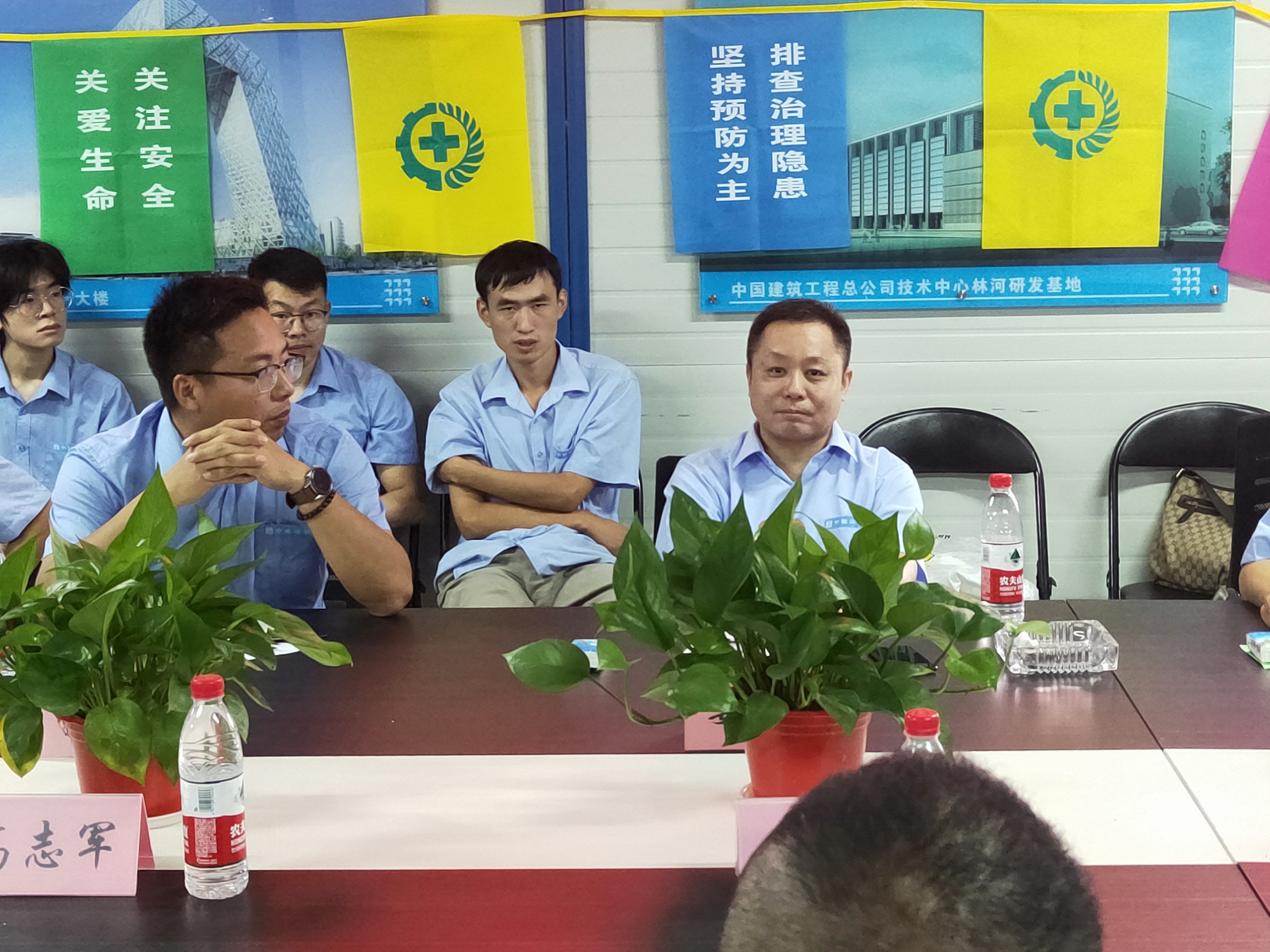 华东主题教育6.jpg 华东主题教育6.jpg