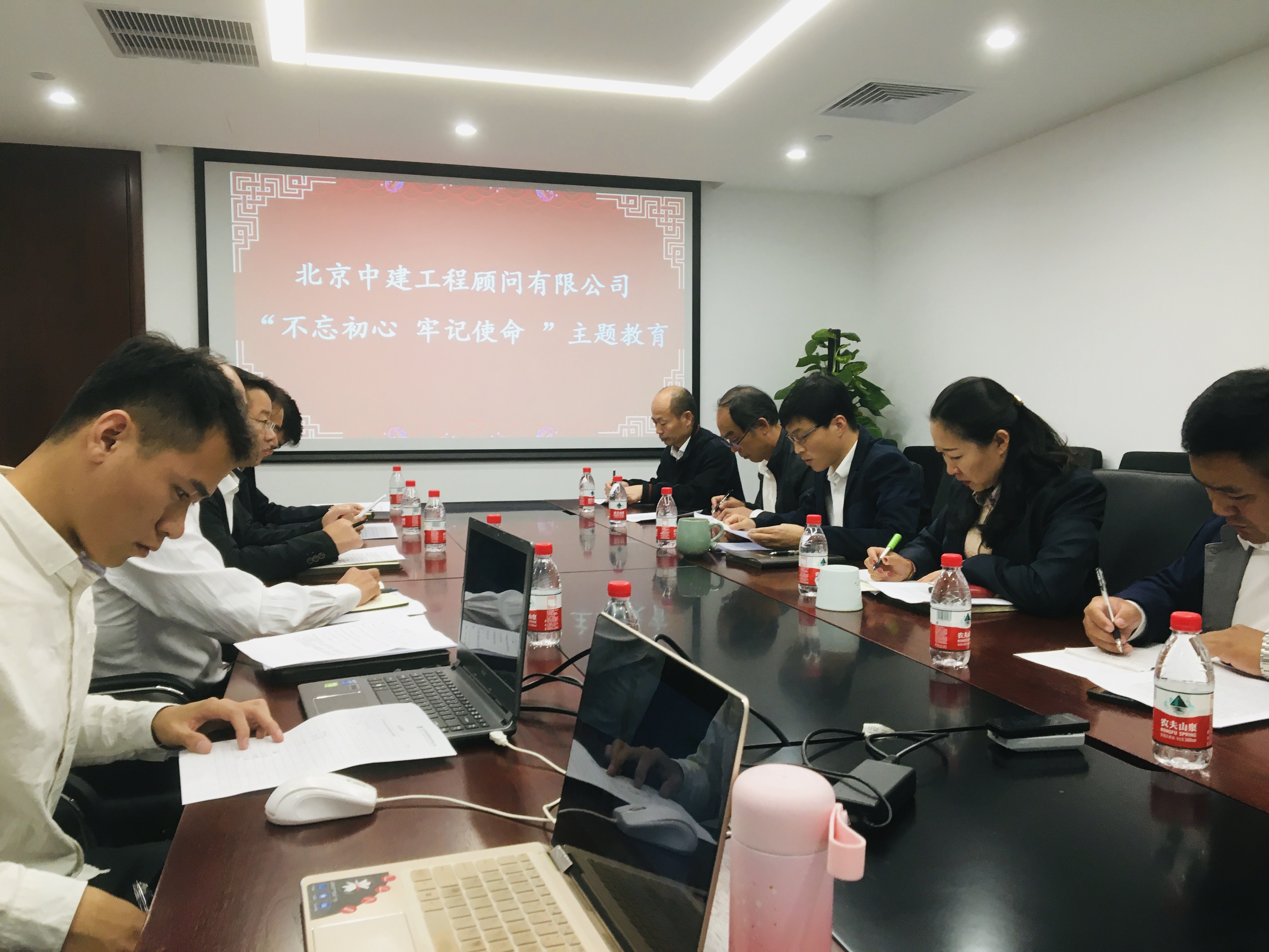 微信图片_20191022095633.jpg 微信图片_20191022095633.jpg