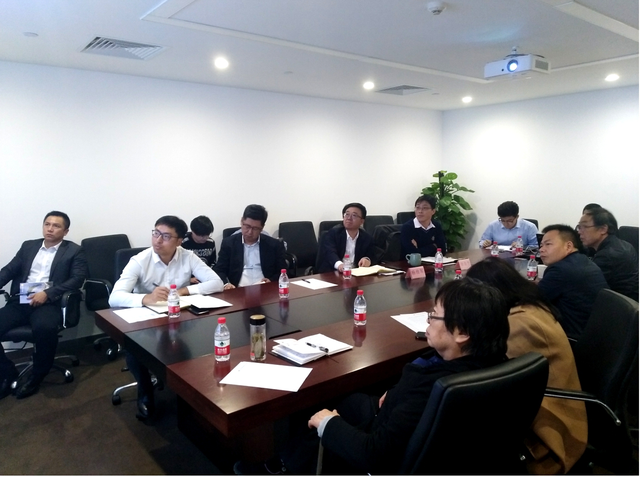图片2.jpg 图片2.jpg